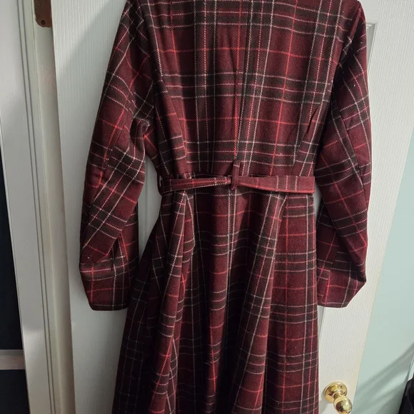 NWOT Torrid Burgundy Plaid Softest Tie Front Coat- Size 2x - Picture 11 of 13